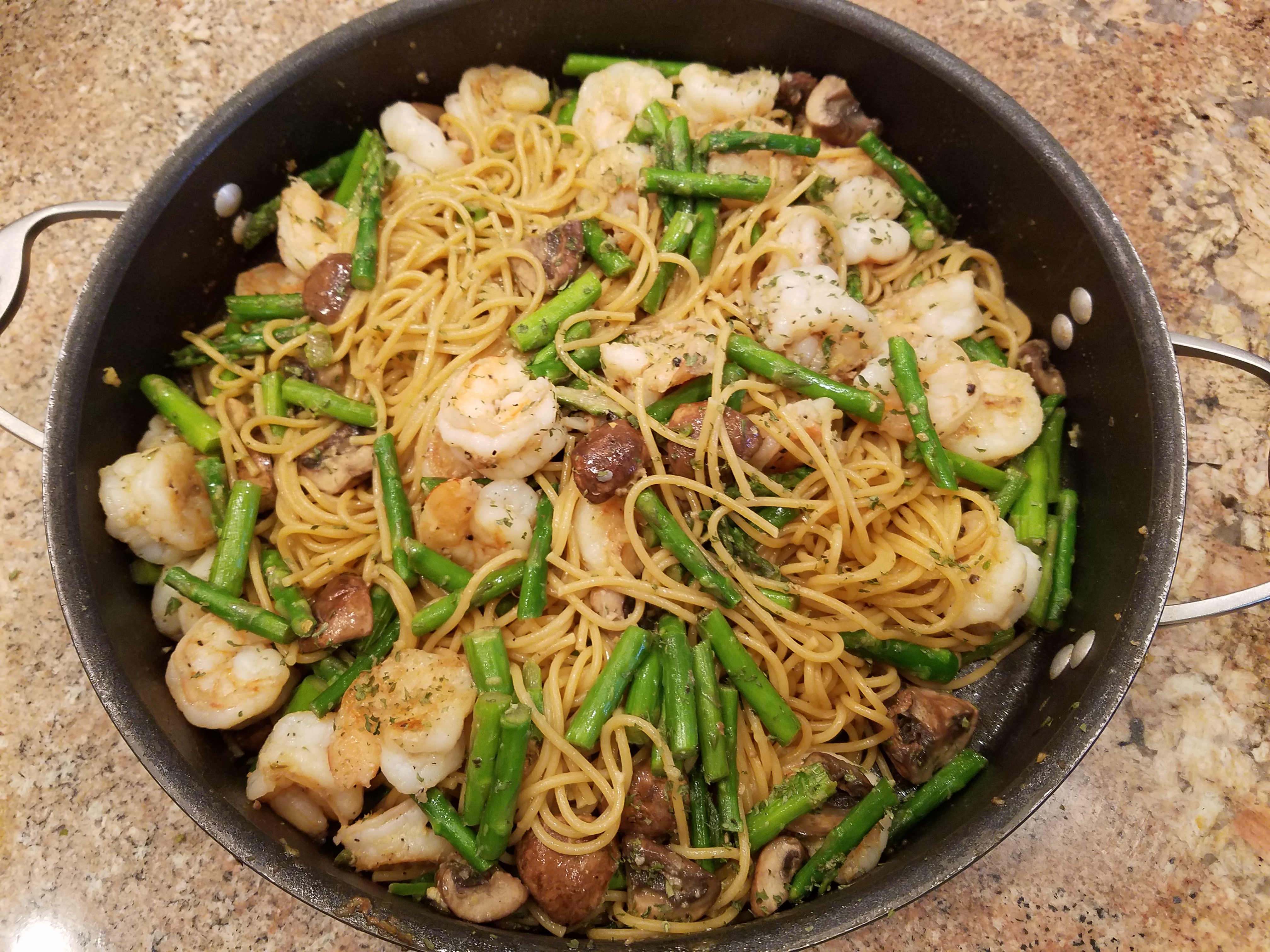 Shrimp Scampi Pasta with Asparagus